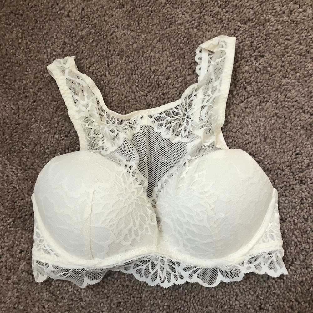 PINK Victoria’s Secret Halter Lace White Bralette